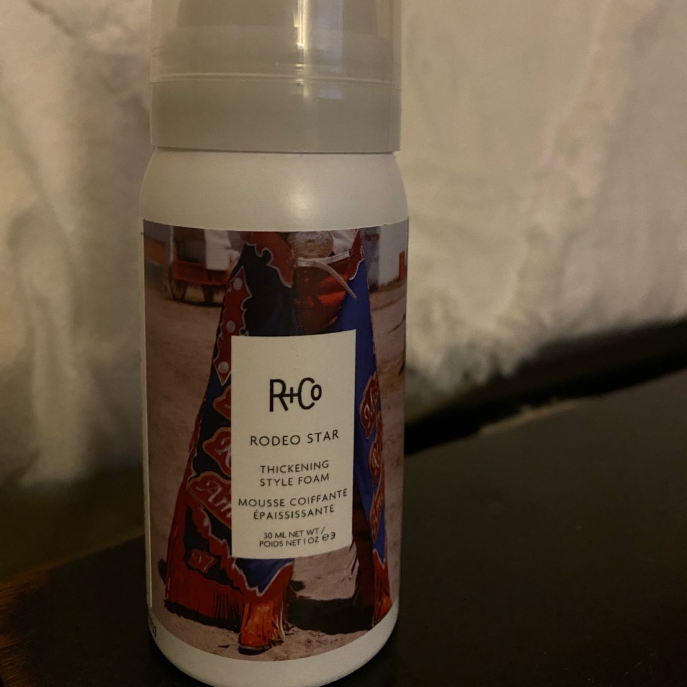 R+CO thickening style foam